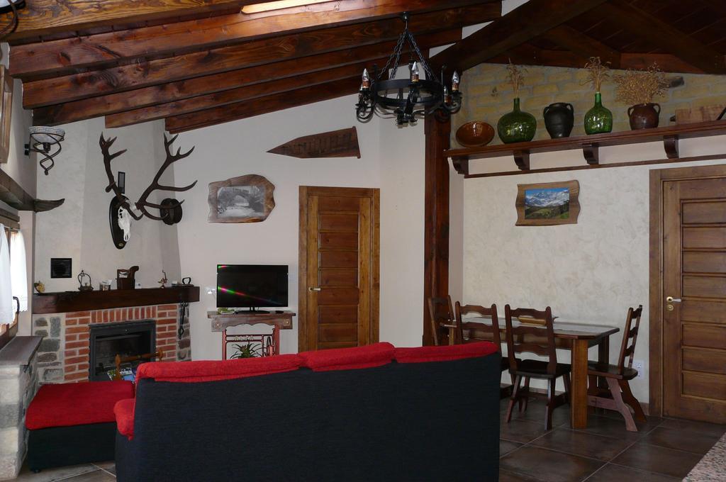Apartamentos La Condesa Valmeo Camera foto