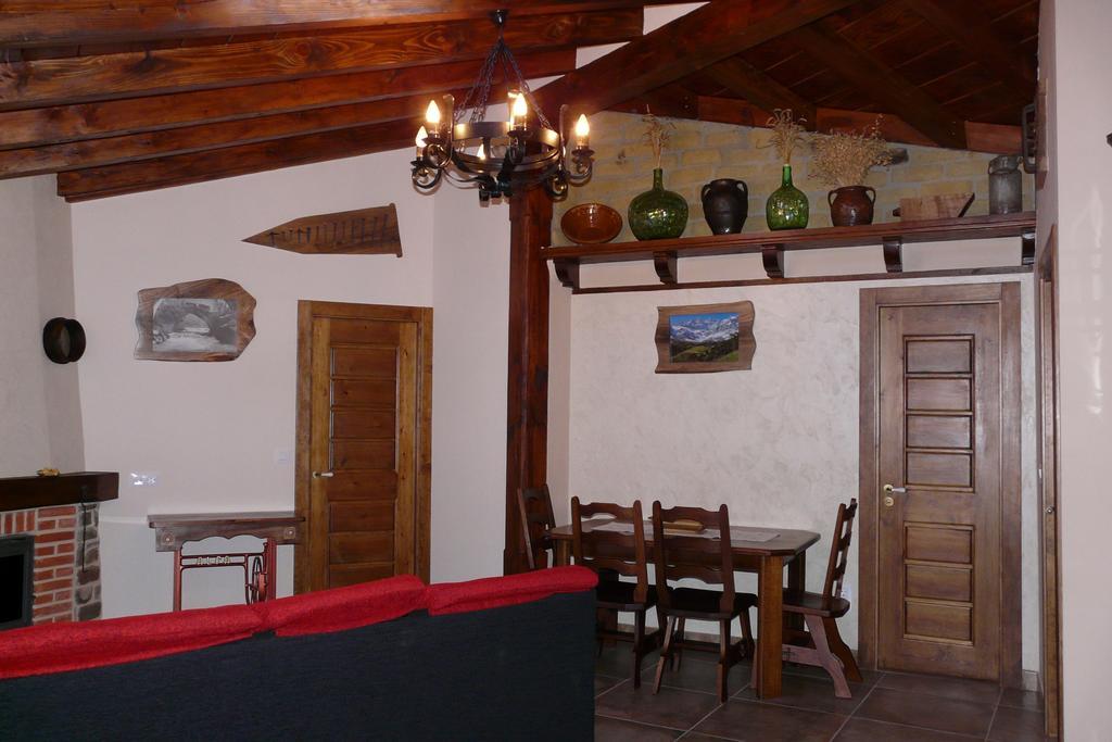 Apartamentos La Condesa Valmeo Camera foto