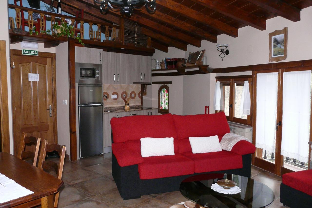 Apartamentos La Condesa Valmeo Esterno foto