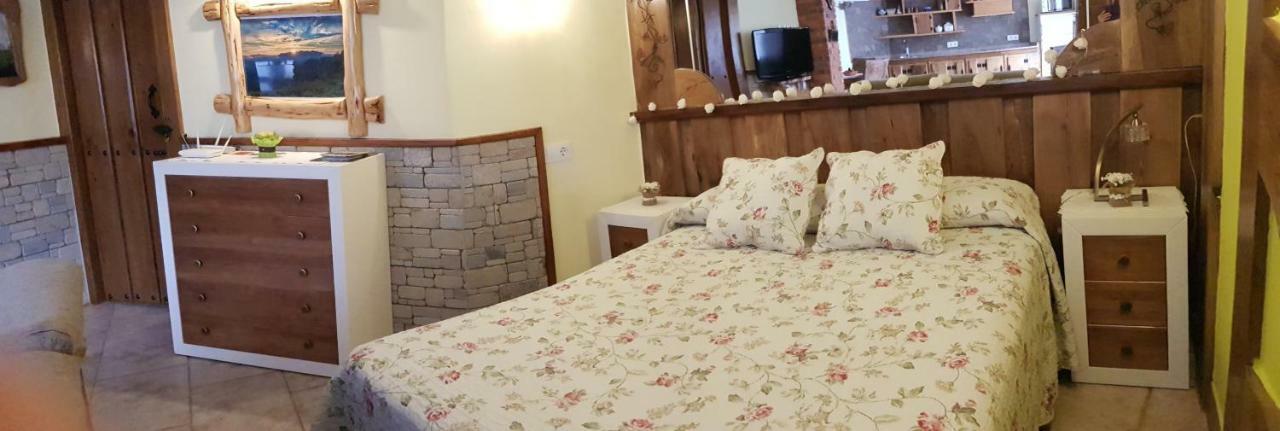 Apartamentos La Condesa Valmeo Esterno foto